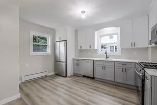 2 Apollo St, Jersey City, NJ 07306 - Photo 5