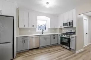 2 Apollo St, Jersey City, NJ 07306 - Photo 3