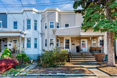 526 Avenue E, Bayonne, NJ 07002 - Photo 1