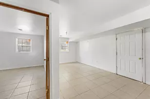 178 South St, Jersey City, NJ 07307 - Photo 27