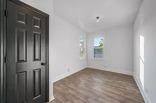 160 Garfield Ave, Jersey City, NJ 07305 - Photo 3