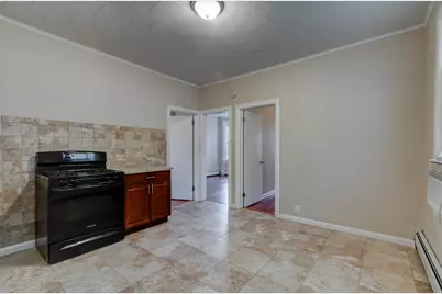 121 West 19th St #2F, Bayonne, NJ 07002 - Photo 3