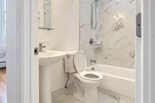 228 Bowers St, Jersey City, NJ 07307 - Photo 13