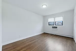 119 Terrace Ave, Jersey City, NJ 07307 - Photo 9