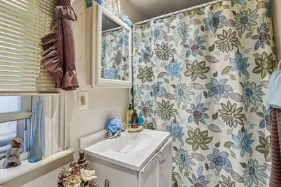220 Garfield Ave, Jersey City, NJ 07305 - Photo 15