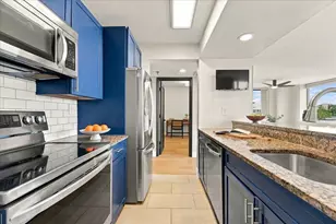 551 Observer Hwy, Hoboken, NJ 07030 - Photo 11