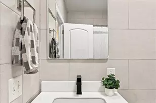 275 Pacific Ave, Jersey City, NJ 07304 - Photo 17