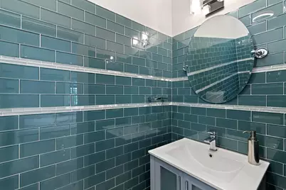 71 King Ave, Weehawken, NJ 07086 - Photo 19