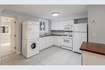 114 A Cottage St #1, Jersey City, NJ 07306 - Photo 5