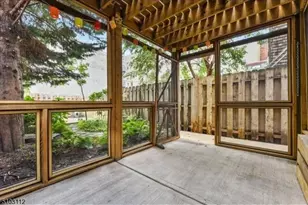 114A Cottage St, Jersey City, NJ 07306 - Photo 9