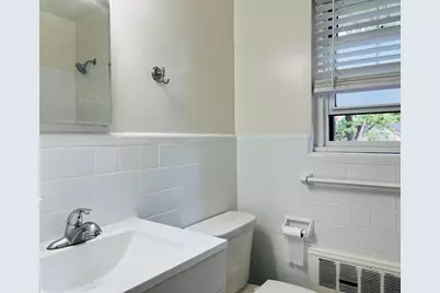 241 Passaic St #9B, Rochelle Park Township, NJ 07662 - Photo 5