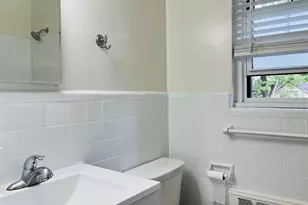 241 Passaic St, Rochelle Park Township, NJ 07662 - Photo 5