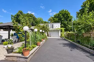 19 Locust Ave, Kearny, NJ 07032 - Photo 7