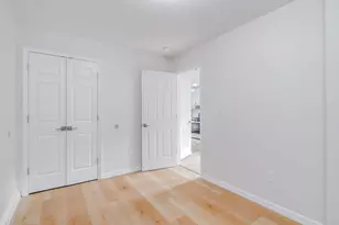 101 W 49th St, Bayonne, NJ 07002 - Photo 9