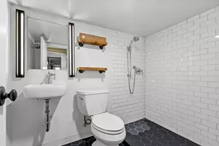 66 Irving St, Jersey City, NJ 07307 - Photo 31