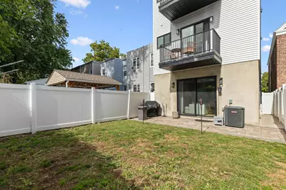 107 Orient Ave, Jersey City, NJ 07305 - Photo 45