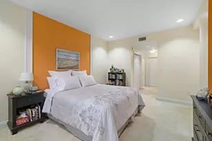 208 Shearwater Ct W, Jersey City, NJ 07305 - Photo 11