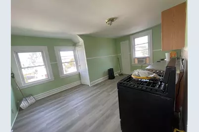 353 Highland Ave #3rd Fl, Kearny, NJ 07032 - Photo 3