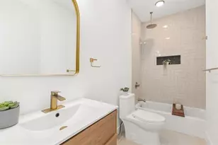 297 New York Ave, Jersey City, NJ 07307 - Photo 17