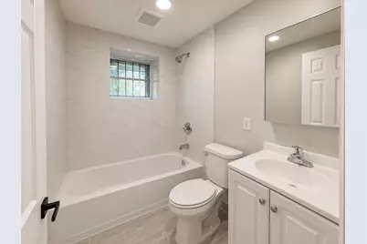 794 Ocean Ave, Jersey City, NJ 07304 - Photo 5