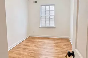 40 Williams Ave, Jersey City, NJ 07304 - Photo 7