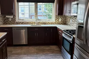 32 South St, Jersey City, NJ 07307 - Photo 3
