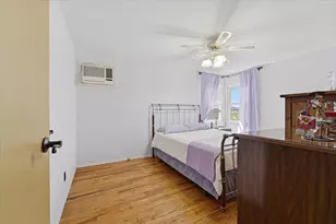 81 Country Village Rd, Jersey City, NJ 07305 - Photo 21