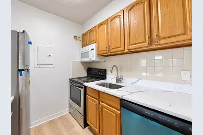 43-49 Van Wagenen Ave #3B, Jersey City, NJ 07306 - Photo 7