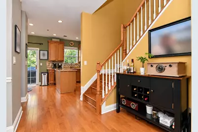 35 Mallard Pl #35, Secaucus, NJ 07094 - Photo 3
