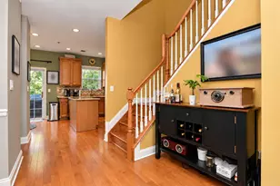 35 Mallard Pl, Secaucus, NJ 07094 - Photo 3