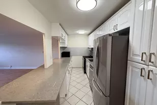 2180 Center Ave, Fort Lee, NJ 07024 - Photo 7