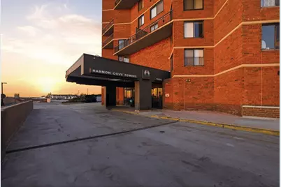 1633 Harmon Cove Tower #1633, Secaucus, NJ 07094 - Photo 29