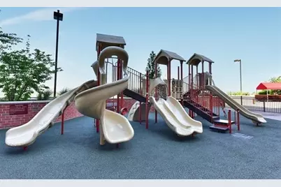 1633 Harmon Cove Tower #1633, Secaucus, NJ 07094 - Photo 31