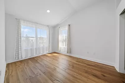 402 Kingston Ct, West New York, NJ 07093 - Photo 23