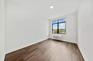 121 34th St, Union City, NJ 07087 - Photo 17