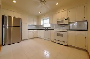 39 Lexington Ave, Bayonne, NJ 07002 - Photo 7