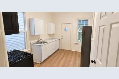 75 Virginia Ave, Jersey City, NJ 07304 - Photo 5