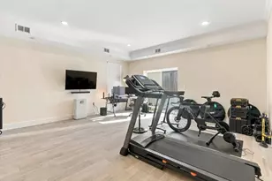 129 Poplar St, Jersey City, NJ 07307 - Photo 23