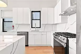 220 Freeman Ave, Jersey City, NJ 07306 - Photo 11