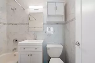 135 Montgomery St, Jersey City, NJ 07302 - Photo 3