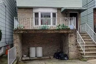 36 W 9th St, Bayonne, NJ 07002 - Photo 3