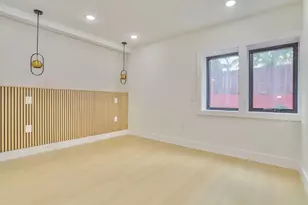 182 Columbia Ave, Jersey City, NJ 07307 - Photo 11