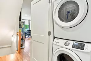 152 Beach St, Jersey City, NJ 07307 - Photo 25