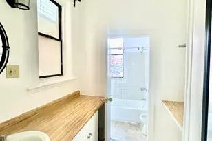 319 8th St, Jersey City, NJ 07302 - Photo 9
