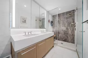 75 Park Ln S, Jersey City, NJ 07310 - Photo 17