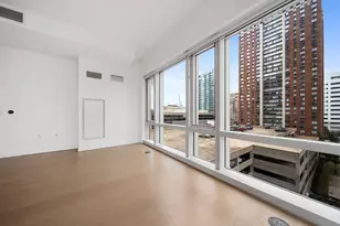 75 Park Ln S, Jersey City, NJ 07310 - Photo 7