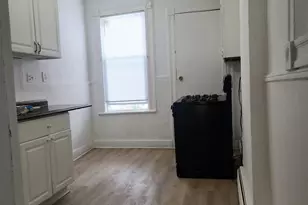 496 West Side Ave, Jersey City, NJ 07304 - Photo 3