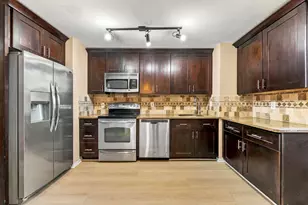 689 Luis M Marin Blvd, Jersey City, NJ 07310 - Photo 7