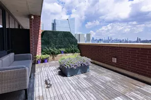 389 Washington St, Jersey City, NJ 07302 - Photo 19