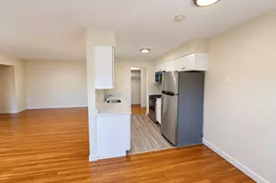 220 Meadow Ln, Secaucus, NJ 07094 - Photo 3